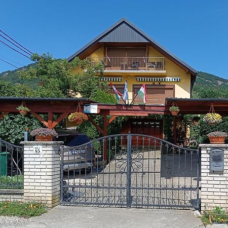 Anna Ilona Vendeghaz Hotel Badacsonytomaj Buitenkant foto