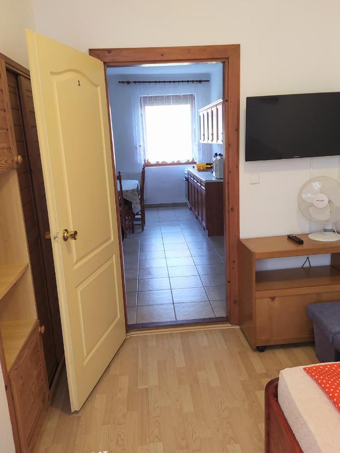 Anna Ilona Vendeghaz Hotel Badacsonytomaj Buitenkant foto