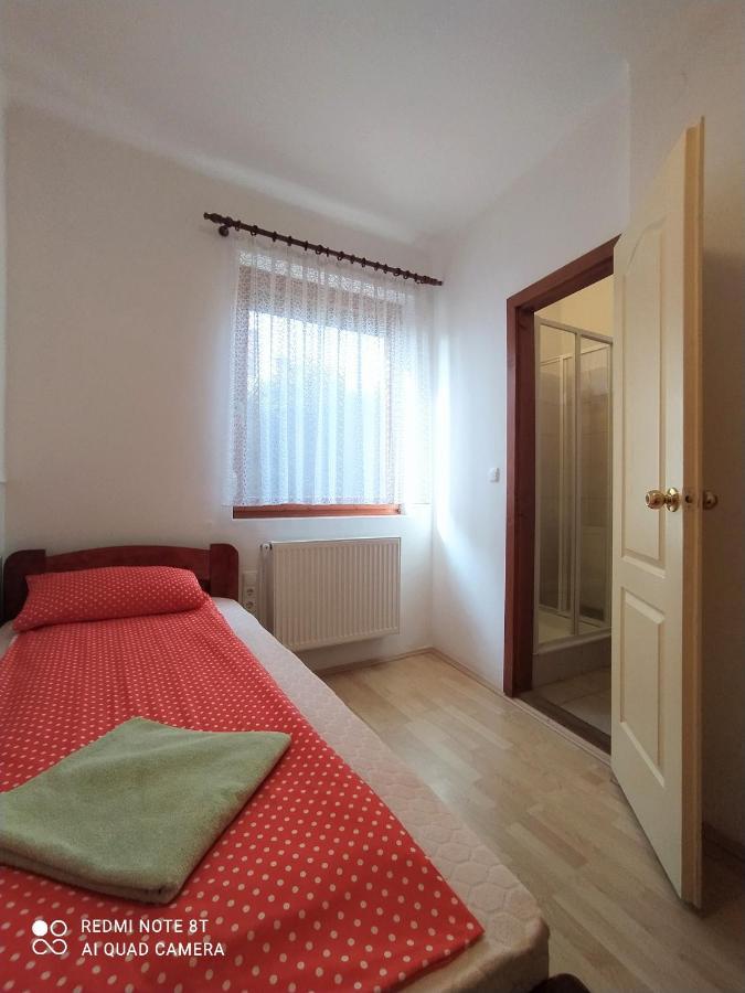 Anna Ilona Vendeghaz Hotel Badacsonytomaj Buitenkant foto