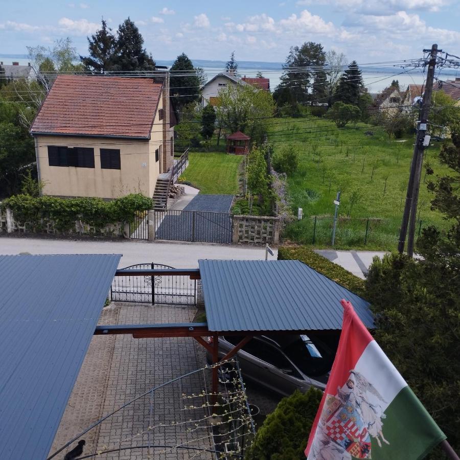 Anna Ilona Vendeghaz Hotel Badacsonytomaj Buitenkant foto